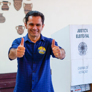 Reeleito, Marcio Pacheco agradece eleitores paranaenses