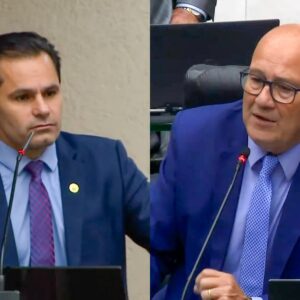 Marcio Pacheco e Romanelli protocolam PL para limitar preços das passagens aéreas no Paraná