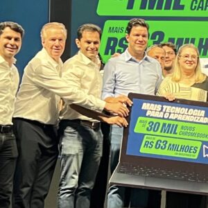 Reforço na Educação | Marcio Pacheco envia R$ 1.2 Milhão em Kits Tecnológicos para Escolas