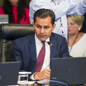 Multa para usários de drogas em áreas públicas é aprovada na Comissão de Segurança Pública da ALEP